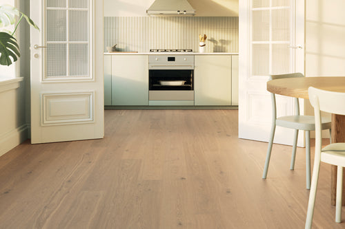 Belgotex Bjelin L Hardened Timber 'Misty White, Nature' - 2.52m2 per pack