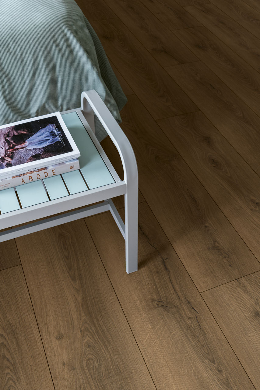 Quick-Step Classic 'Warm Brown Oak' CLM5789 - 1.596m2 per pack