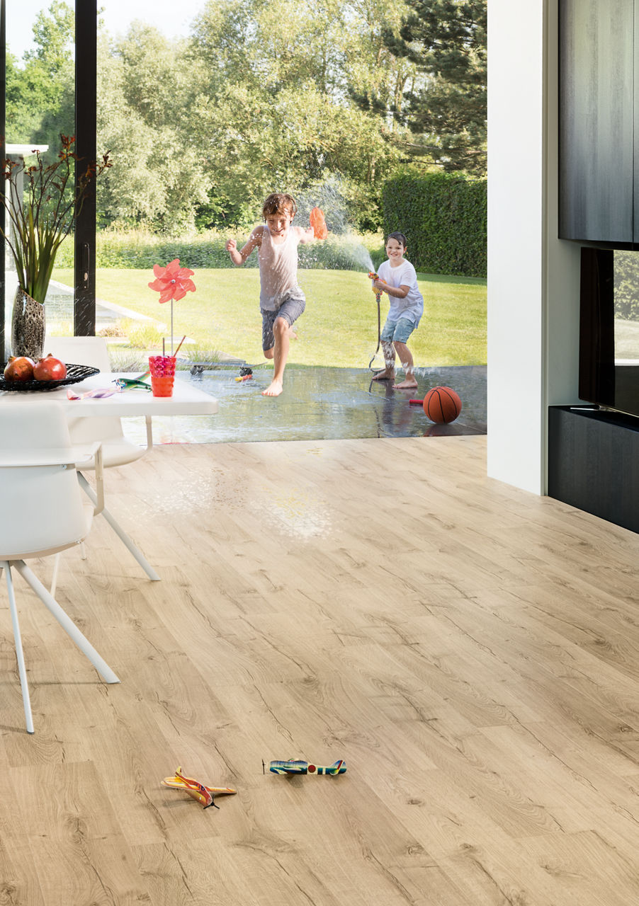 Quick-Step Impressive 'Classic Oak Beige' IM1847 - 1.835m2 per pack
