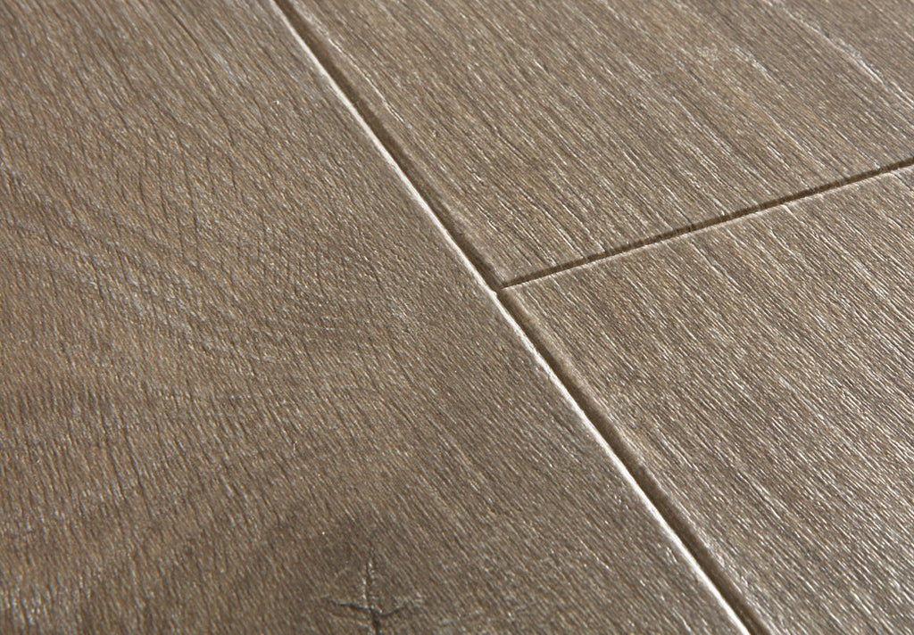 Quick-Step Majestic 'Woodland Oak Brown' MJ3548 - 2.952m2 per pack