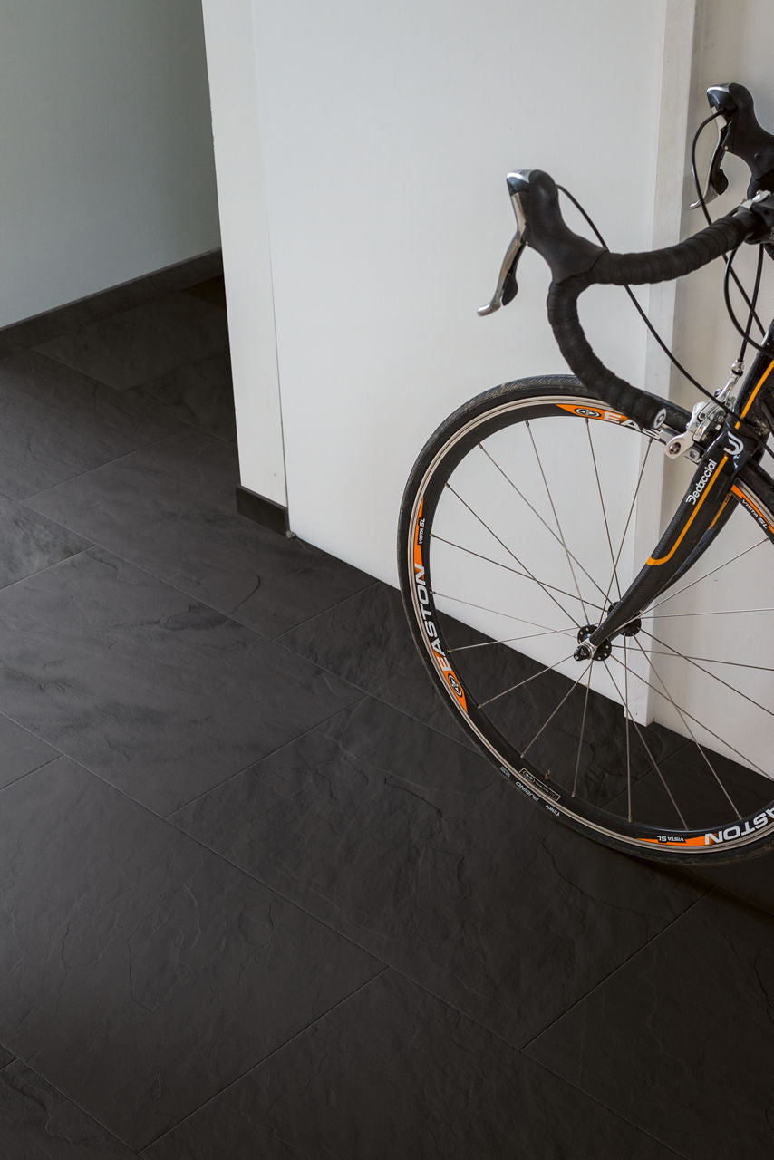 Quick-Step Muse 'Black Slate' MUS5492 - 1.901m2 per pack